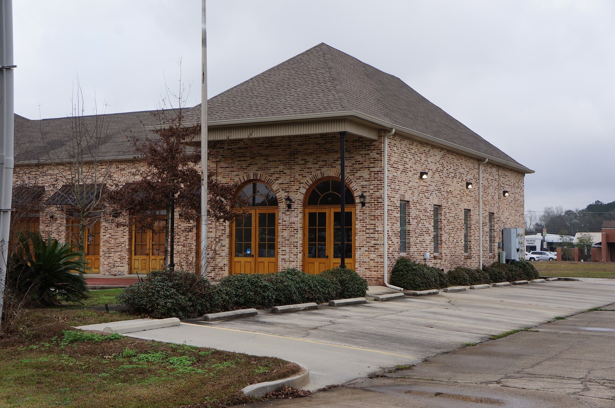 1305 Derek Dr, Hammond, LA for sale Building Photo- Image 1 of 1