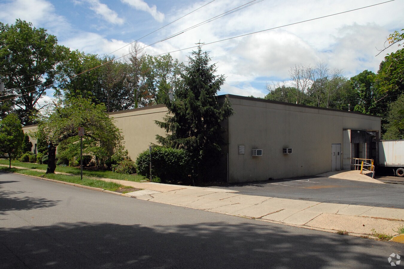 1700 Palisade Ave, Teaneck, NJ 07666