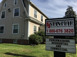 4942 Main St, Bridgeport, CT for lease Interior Photo- Image 1 of 7