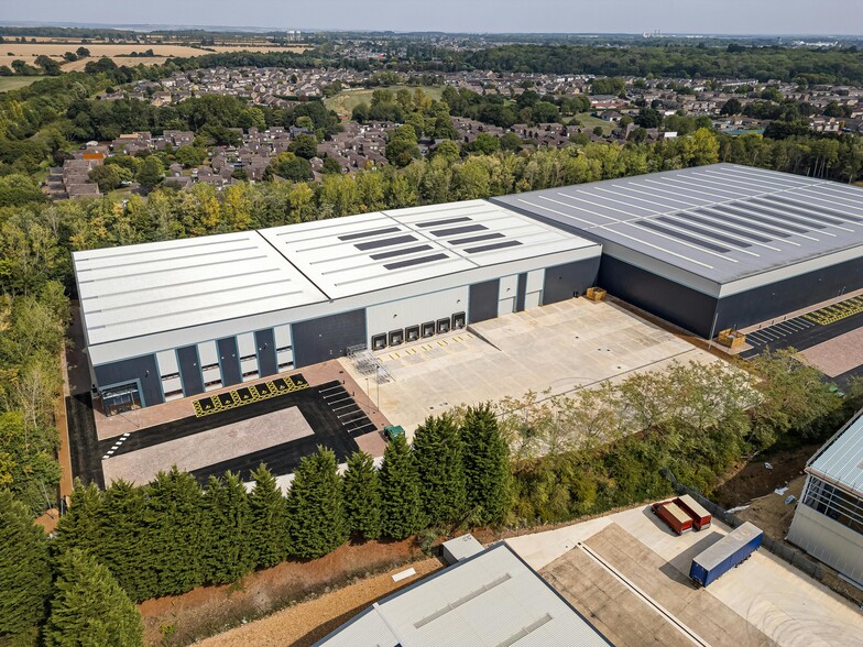 80 Saxon Way E, Corby for lease - Building Photo - Image 3 of 11