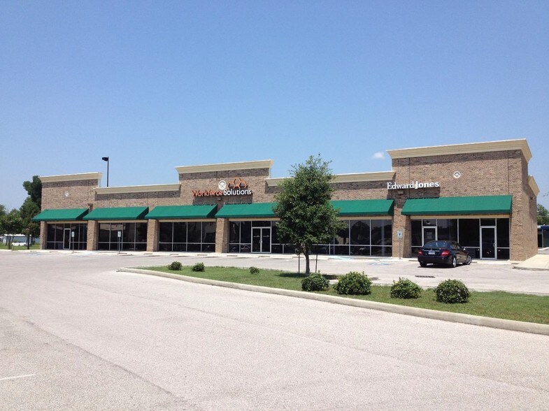 2121-2135 Highway 146 Byp, Liberty, TX for sale - Primary Photo - Image 1 of 1