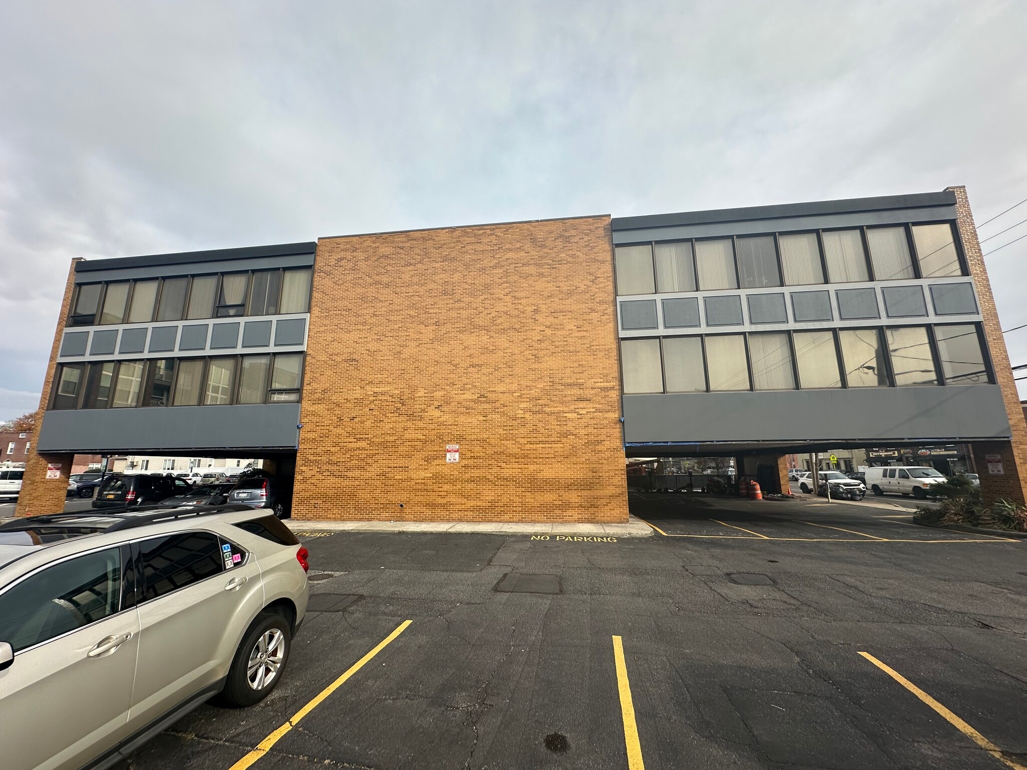 399 Conklin St, Farmingdale, NY for lease Building Photo- Image 1 of 4