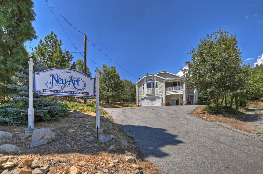 26288 CA-18, Rimforest, CA for sale - Primary Photo - Image 1 of 52