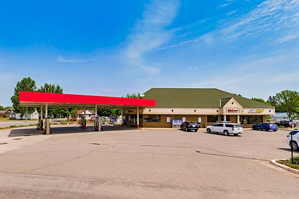 406 S 2nd Ave E, Melrose, MN for sale Primary Photo- Image 1 of 1