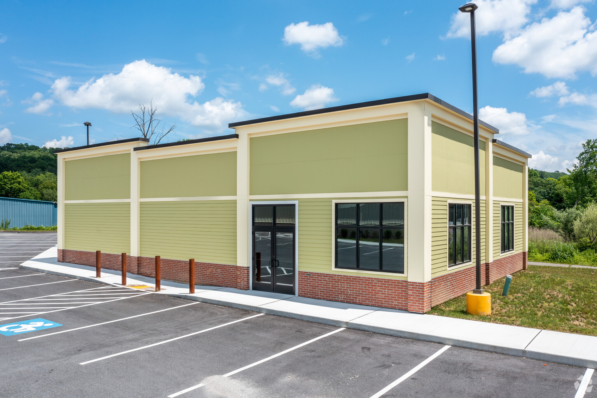 Route 67, Oxford, CT for sale Building Photo- Image 1 of 1