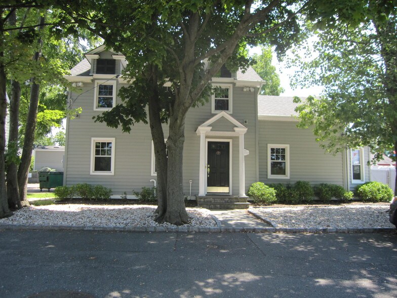 6290 Northern Blvd, East Norwich, NY for sale - Other - Image 1 of 1