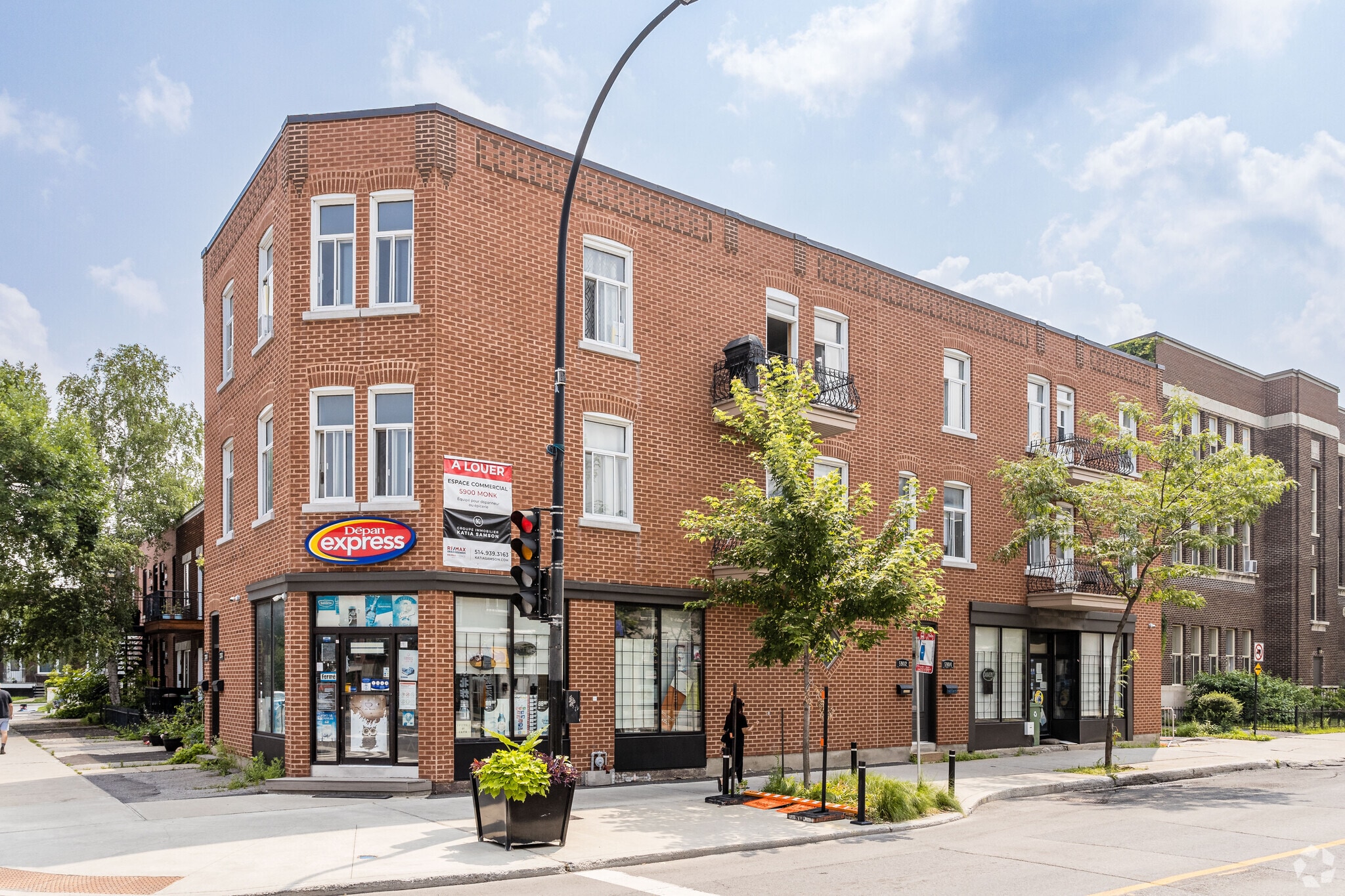 5900 Boul Monk, Montréal, QC for sale Primary Photo- Image 1 of 1