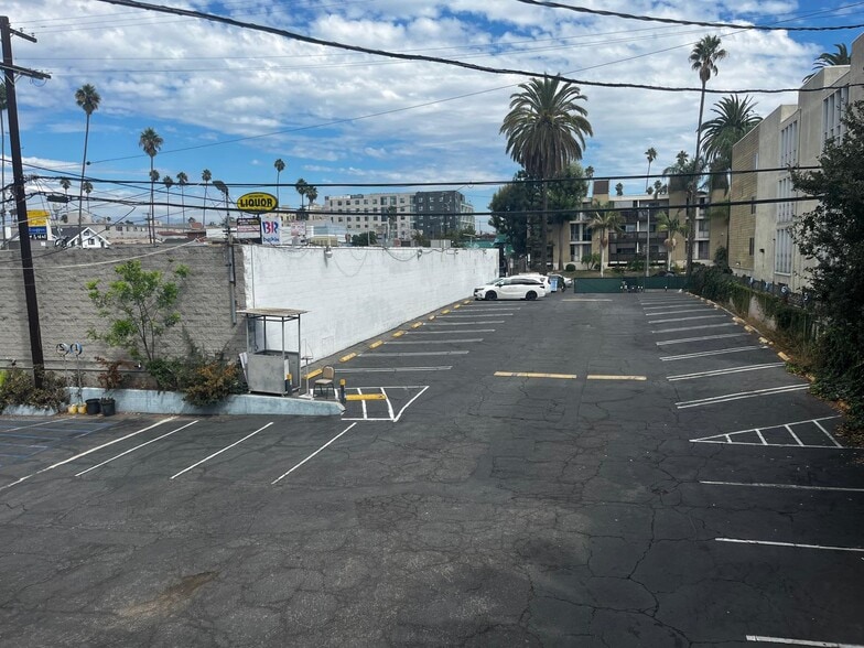 4070 W 3rd St, Los Angeles, CA for sale - Building Photo - Image 3 of 15