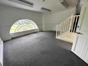 Rose Ter, Perth for lease Interior Photo- Image 1 of 4