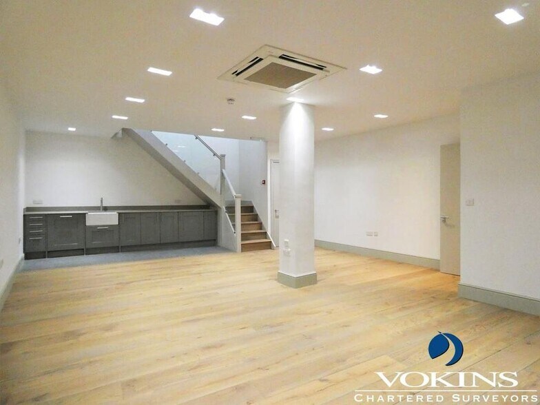 36B Rosedale Rd, Richmond for lease - Building Photo - Image 2 of 10