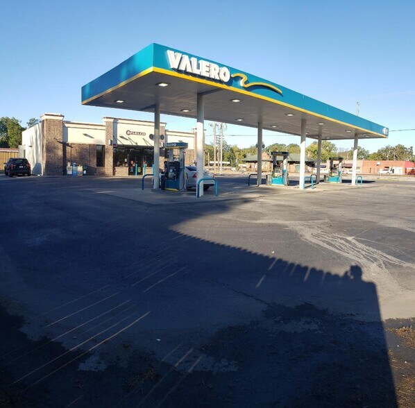 102 S Main St, Beebe, AR for sale - Building Photo - Image 1 of 1