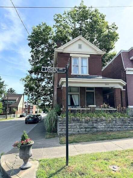 201 Linden Ave, Newport, KY for sale - Primary Photo - Image 1 of 11