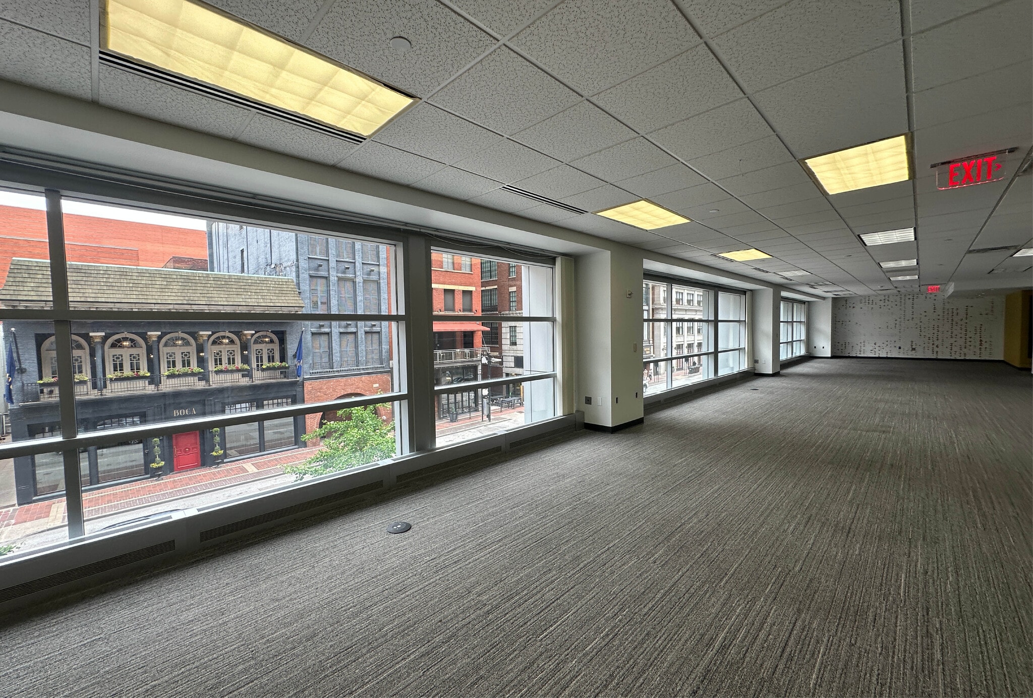 580 Walnut St, Cincinnati, OH for lease Interior Photo- Image 1 of 2