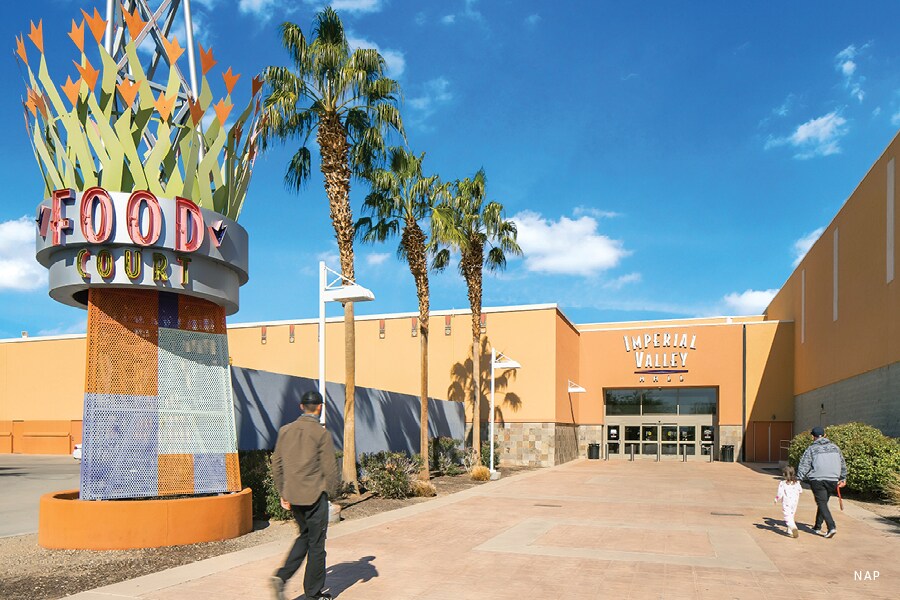 3751 S Dogwood Rd, El Centro, CA 92243 Major Anchor at Imperial