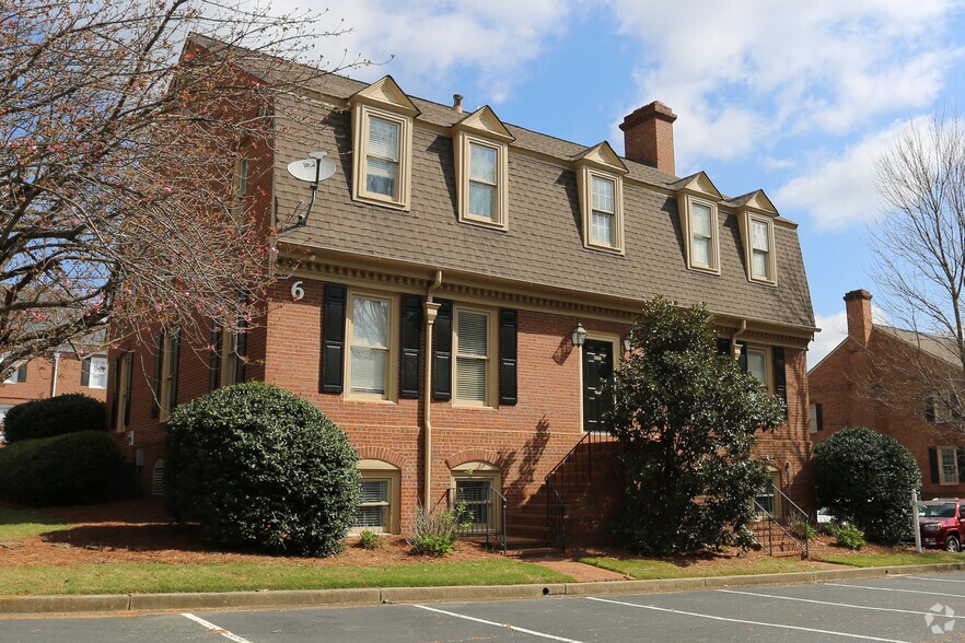 1827 Powers Ferry Rd SE, Atlanta, GA for sale - Primary Photo - Image 1 of 1