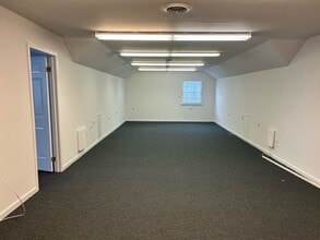 99 Taunton Rd, Medford, NJ for lease Interior Photo- Image 2 of 2