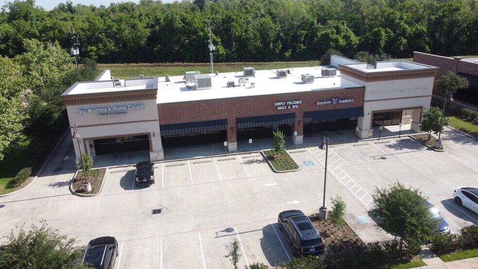 8731 Highway 6, Missouri City, TX for lease - Building Photo - Image 1 of 4