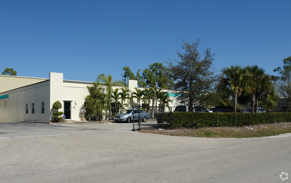 4227 Progress Ave, Naples, FL for sale - Primary Photo - Image 1 of 1