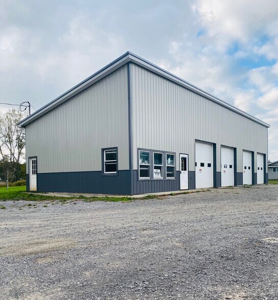 1001 N Main St, Delevan, NY 14042