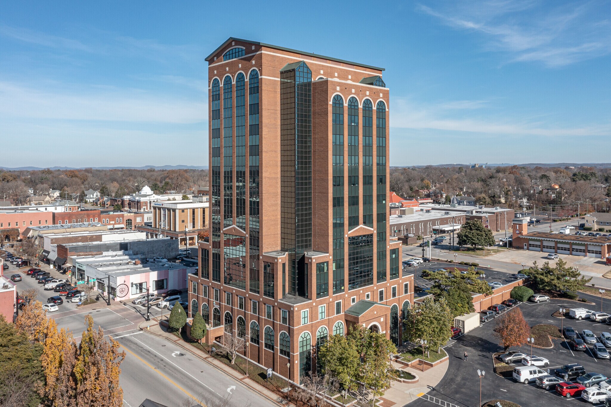 100 E Vine St, Murfreesboro, TN for lease Primary Photo- Image 1 of 5