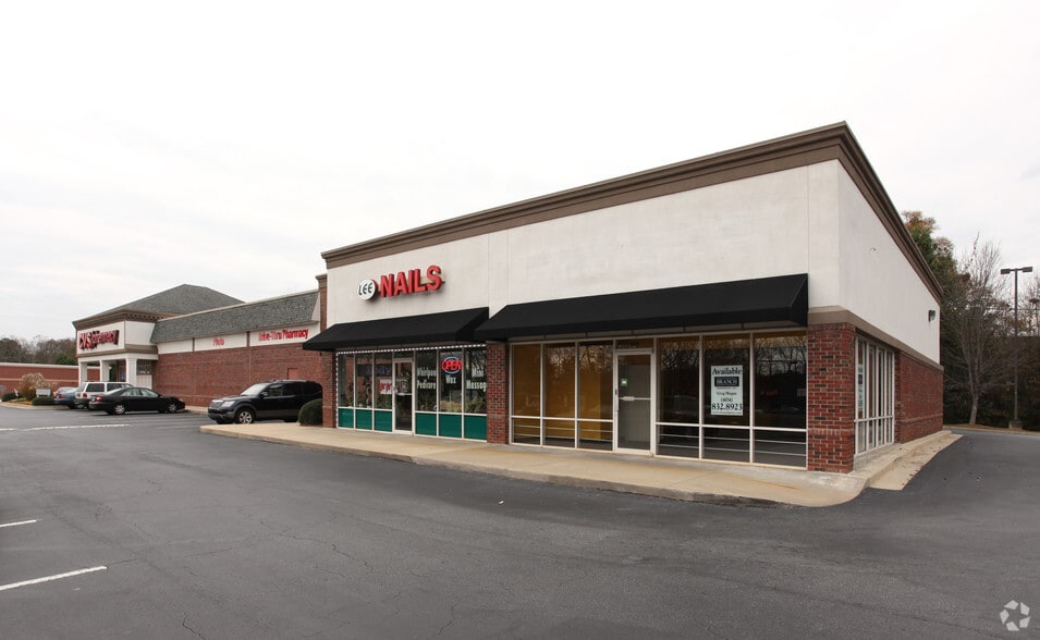 5575 Lawrenceville Hwy NW, Lilburn, GA for lease - Building Photo - Image 2 of 3