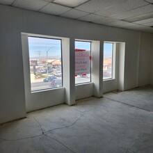 16967 Main St, Hesperia, CA for lease Interior Photo- Image 2 of 5