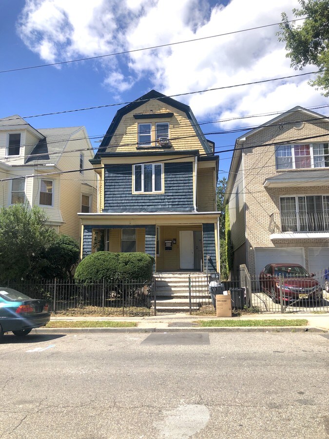 93 Isabella Ave, Newark, NJ 07106 Property Record