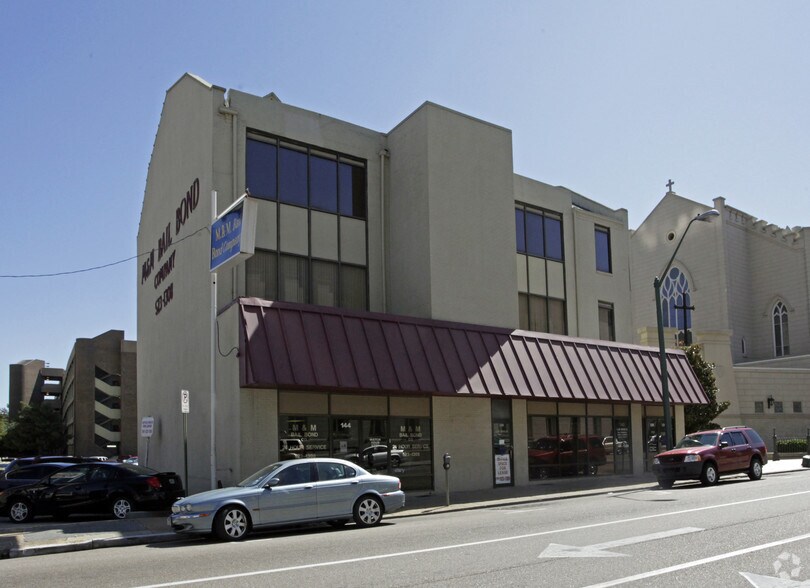 138 N B B King Blvd, Memphis, TN for lease - Building Photo - Image 3 of 13