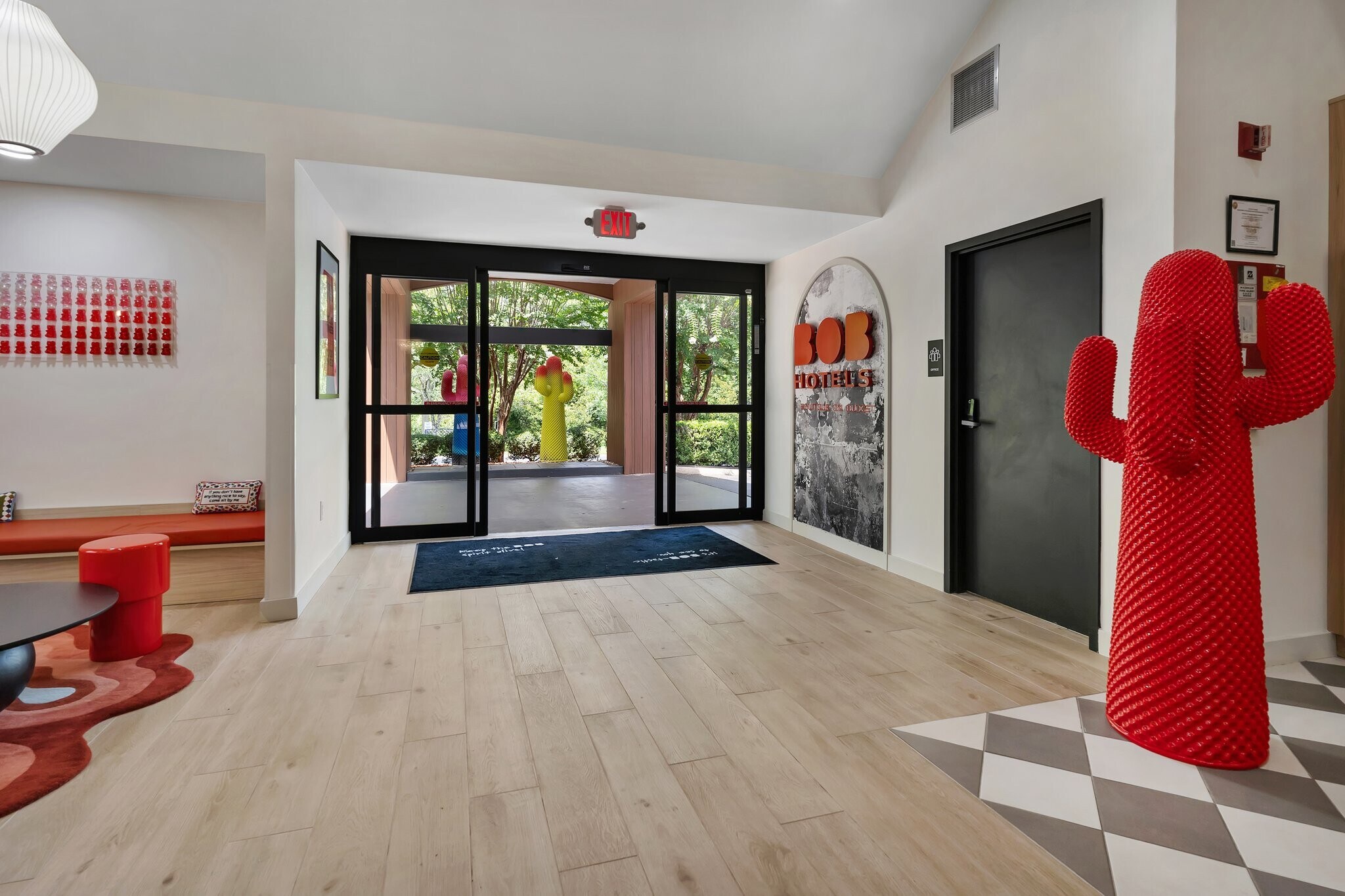 1695 Capital Cir NW, Tallahassee, FL for sale Lobby- Image 1 of 1