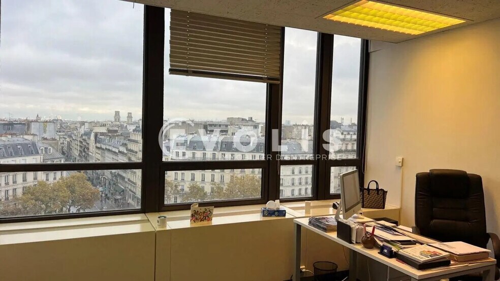 Office in Paris for sale - Interior Photo - Image 2 of 5