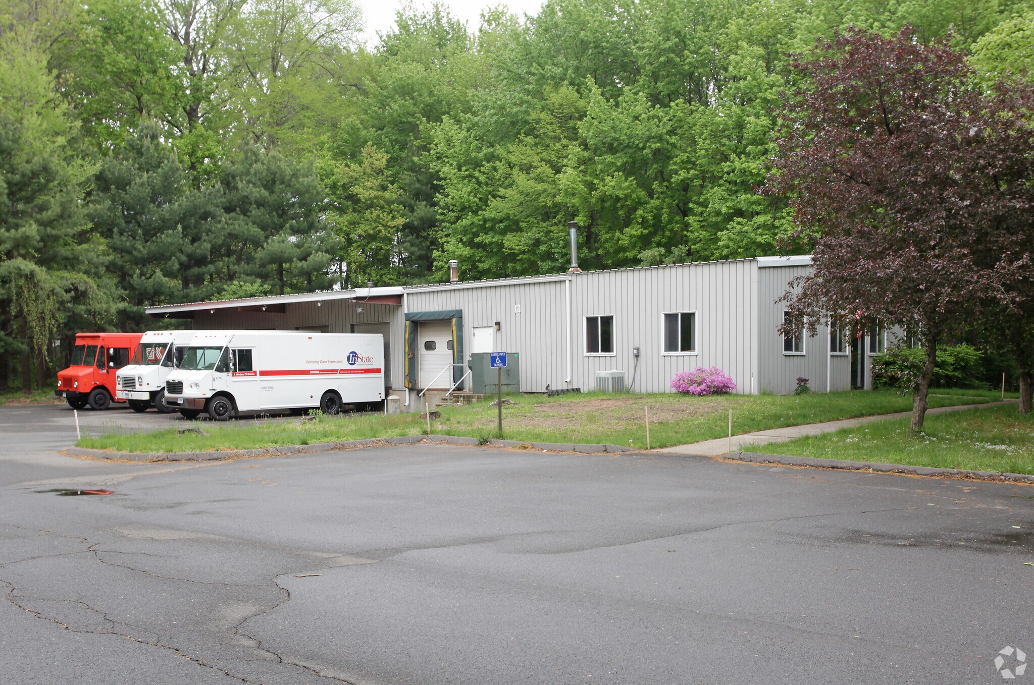 201 S Satellite Rd, South Windsor, CT for sale Primary Photo- Image 1 of 1