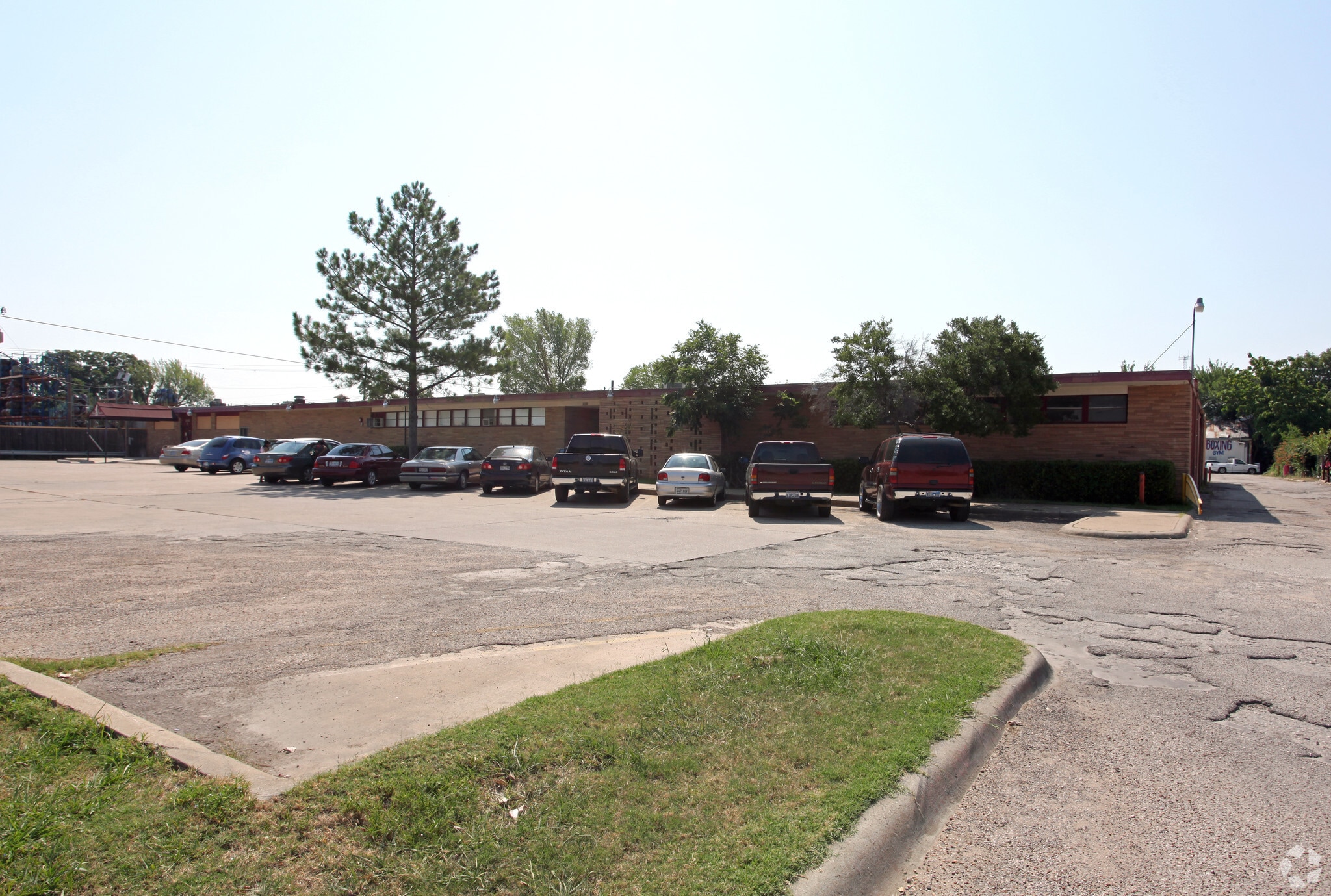 2102 Empire Central Dr, Dallas, TX for sale Building Photo- Image 1 of 1