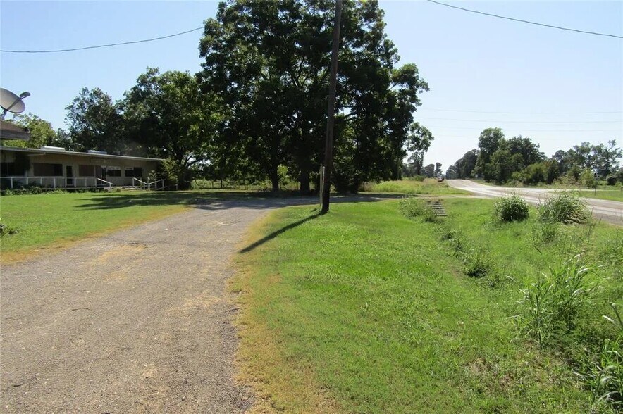 4334 W FM 1988, Livingston, TX for sale - Primary Photo - Image 1 of 1