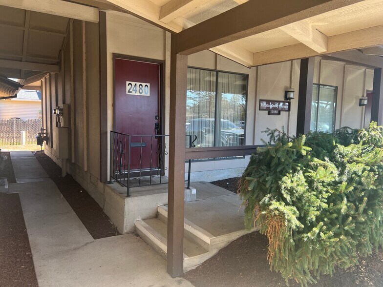 2480 NE Division St, Gresham, OR for sale - Building Photo - Image 1 of 1