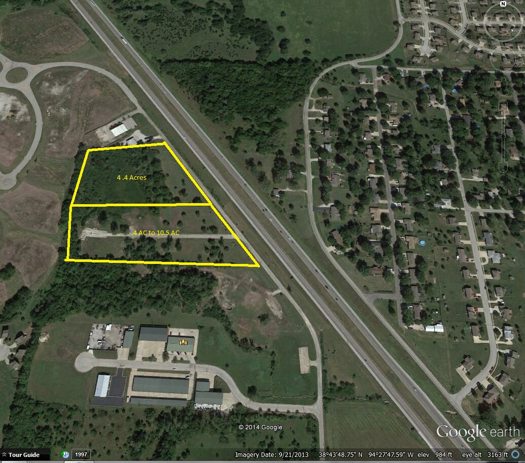 214 N Main St, Peculiar, MO for sale Building Photo- Image 1 of 1