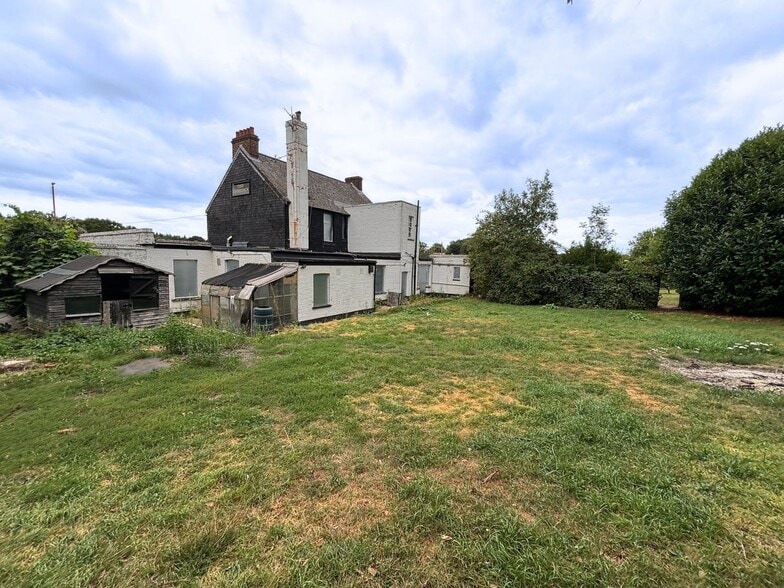 London Rd, West Kingsdown for lease - Building Photo - Image 3 of 6