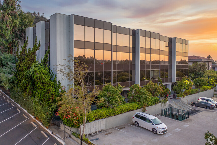 2667 Camino del Rio S, San Diego, CA for lease - Building Photo - Image 1 of 24