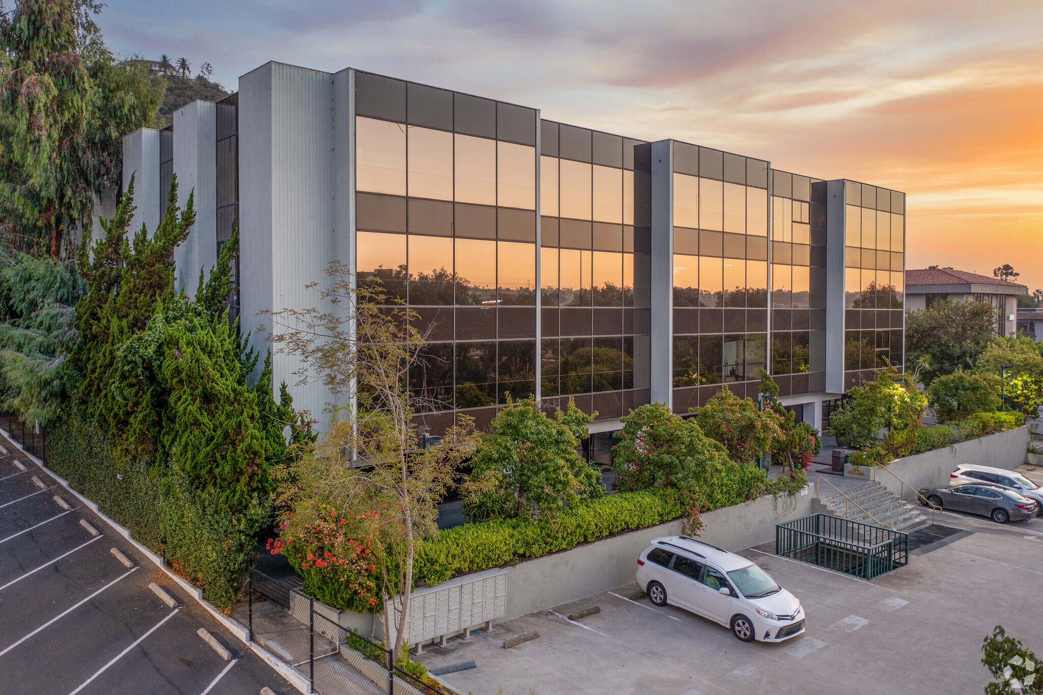 2667 Camino del Rio S, San Diego, CA for lease Building Photo- Image 1 of 26