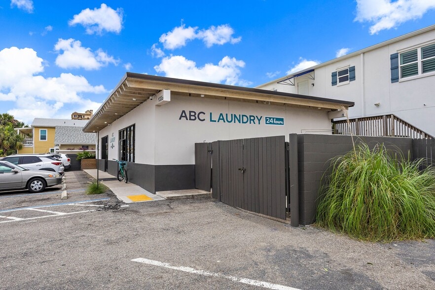 1333 3rd St N, Jacksonville Beach, FL for lease - Building Photo - Image 2 of 6