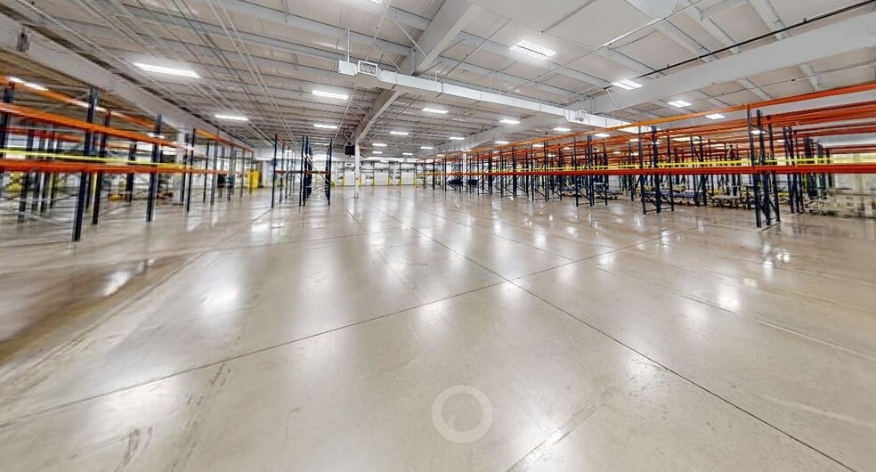 803 H L Thompson Jr Dr, Ashley, IN for lease - Building Photo - Image 2 of 11