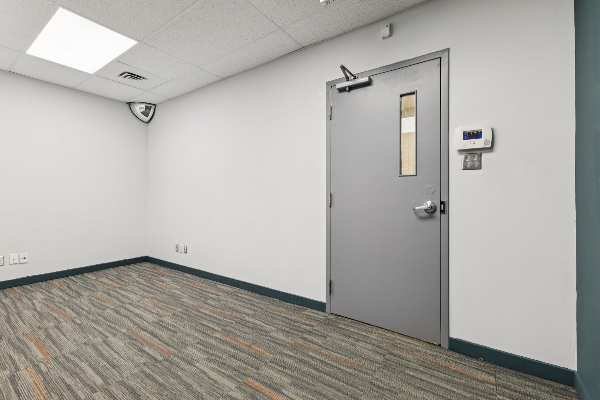 259 Boul Saint-Joseph, Gatineau, QC for lease Interior Photo- Image 1 of 9