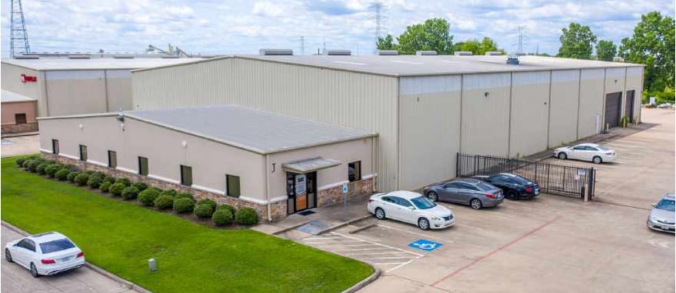 11050 W Little York Rd, Houston, TX for lease - Building Photo - Image 1 of 7