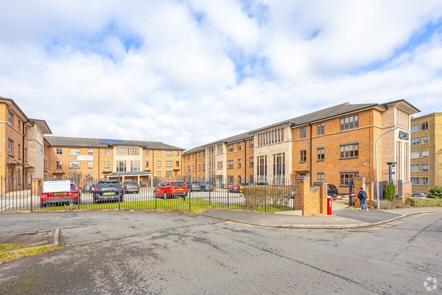 Basil Close, Chesterfield for lease - Building Photo - Image 1 of 4