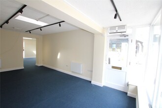 6-8 Bell St, Shaftesbury for lease Interior Photo- Image 1 of 7