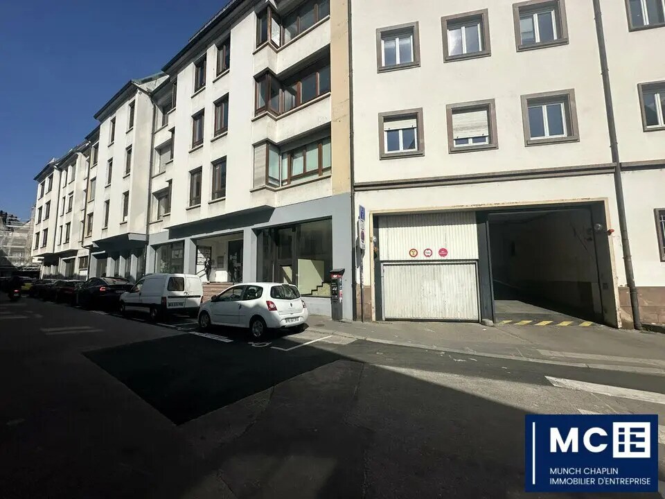 Location Bureaux 433 m² - Photo 1