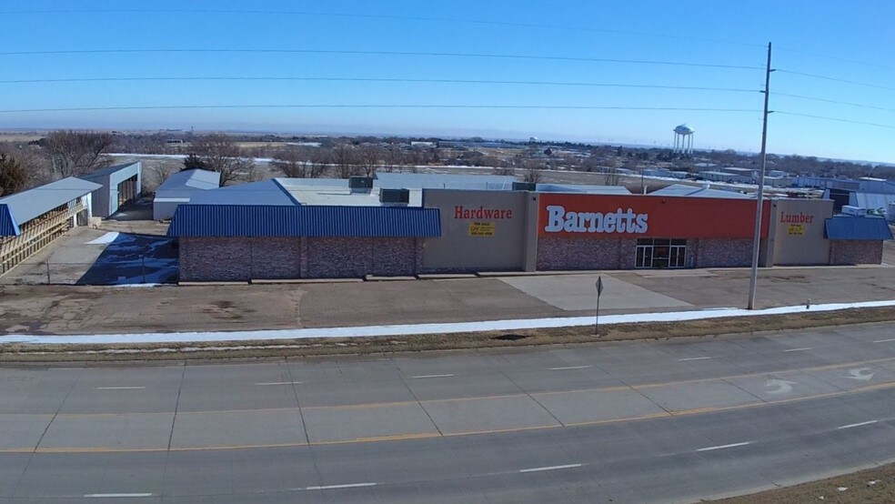 1701 N Highway 83, McCook, NE for sale - Primary Photo - Image 1 of 1