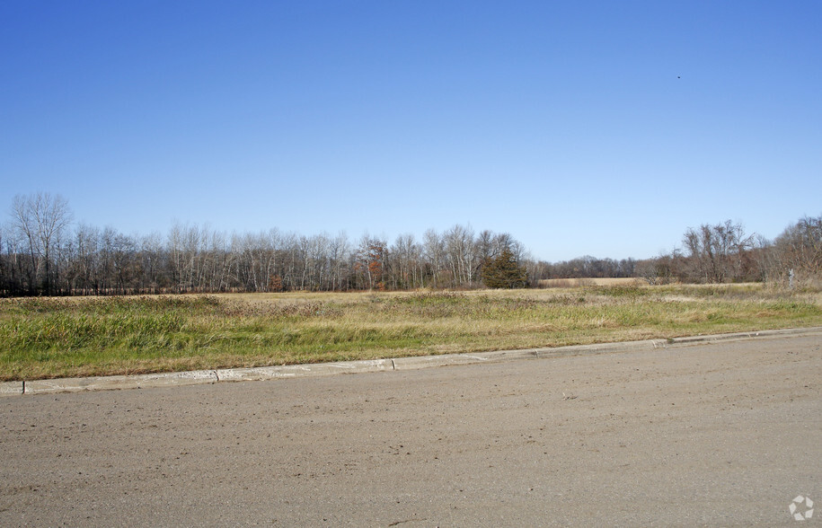 Annandale Blvd, Annandale, MN for sale - Primary Photo - Image 1 of 1