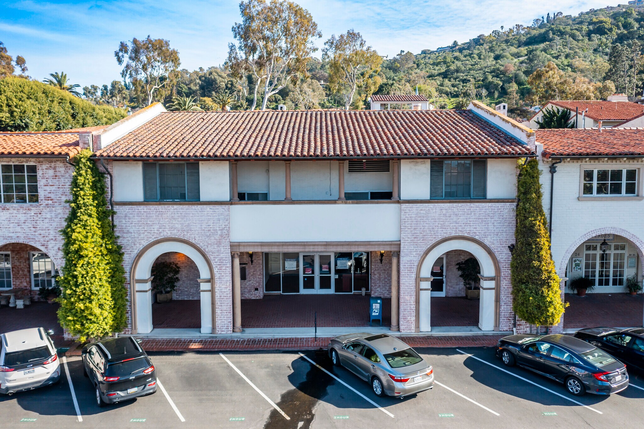 22 Malaga Cove Plz, Palos Verdes Estates, CA 90274 Office/Retail for