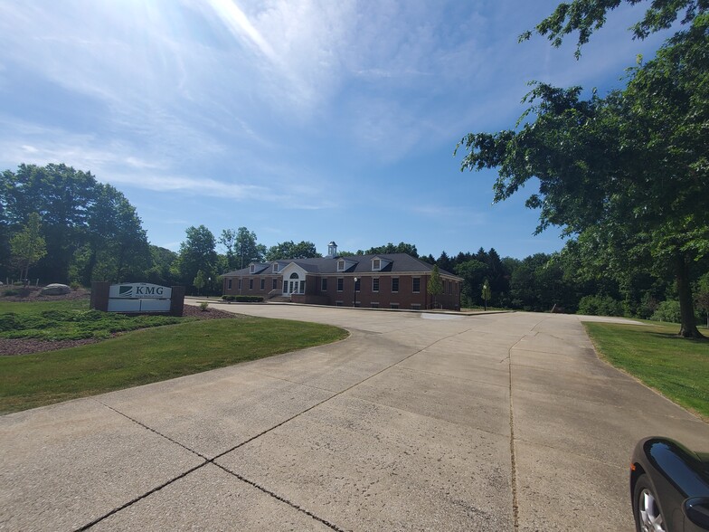 1920 Georgetown Rd, Hudson, OH for sale - Building Photo - Image 3 of 4