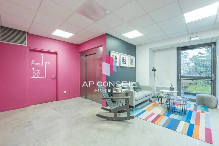 Office in Versailles for sale - Building Photo - Image 3 of 6